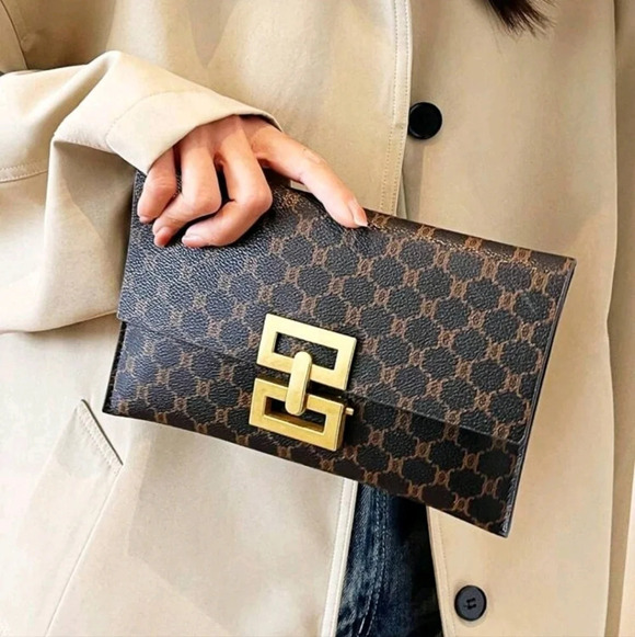 Women's Luxury Printed Clutch Bag - Picture 2 of 4